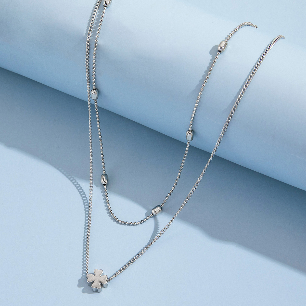 Four Petal Flower Necklace Women's Temperament