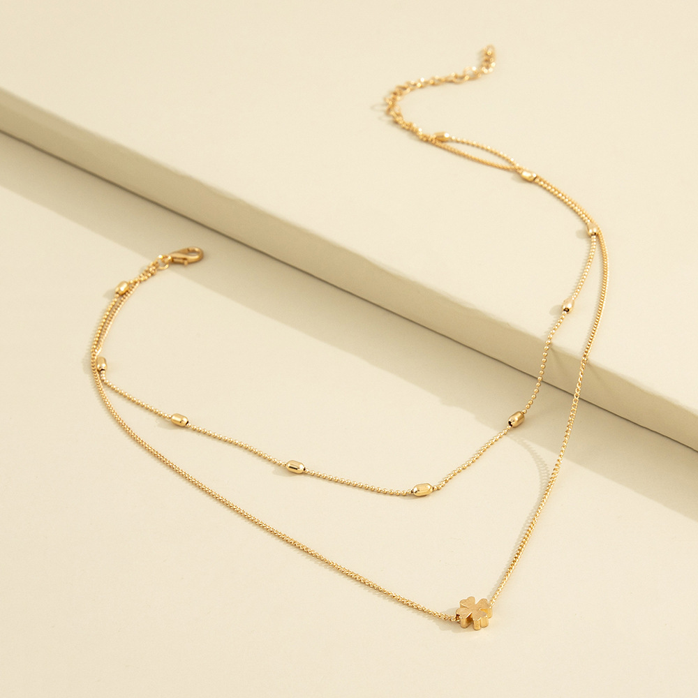 Four Petal Flower Necklace Women's Temperament